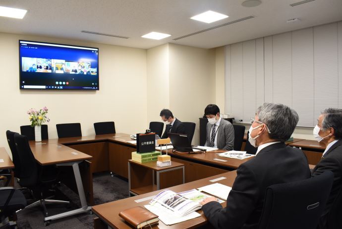 写真：オンライン会議の様子1