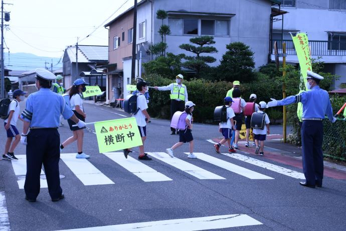 写真：啓発活動の様子