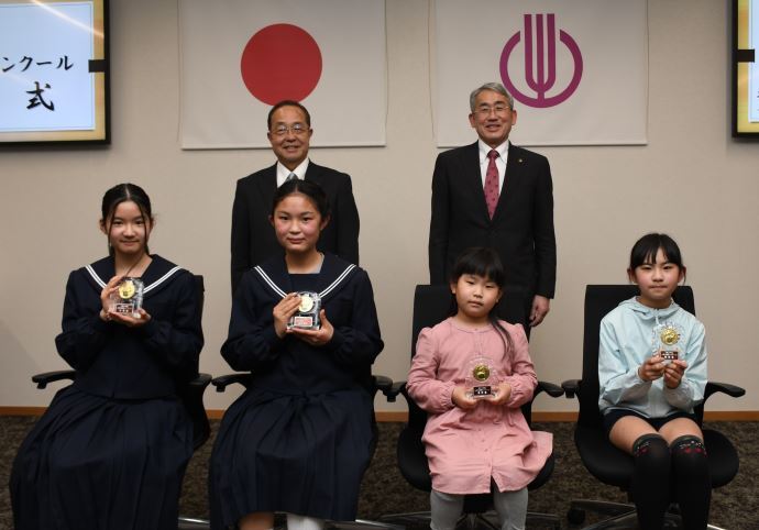 写真：土岐市朗読コンクール　記念撮影