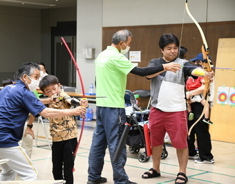 アーチェリー風船割り