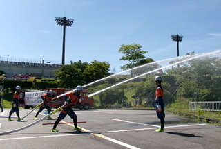 濃南分団出場選手による操法披露