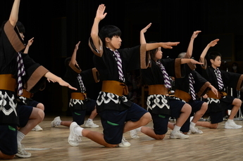 写真：中馬馬子唄