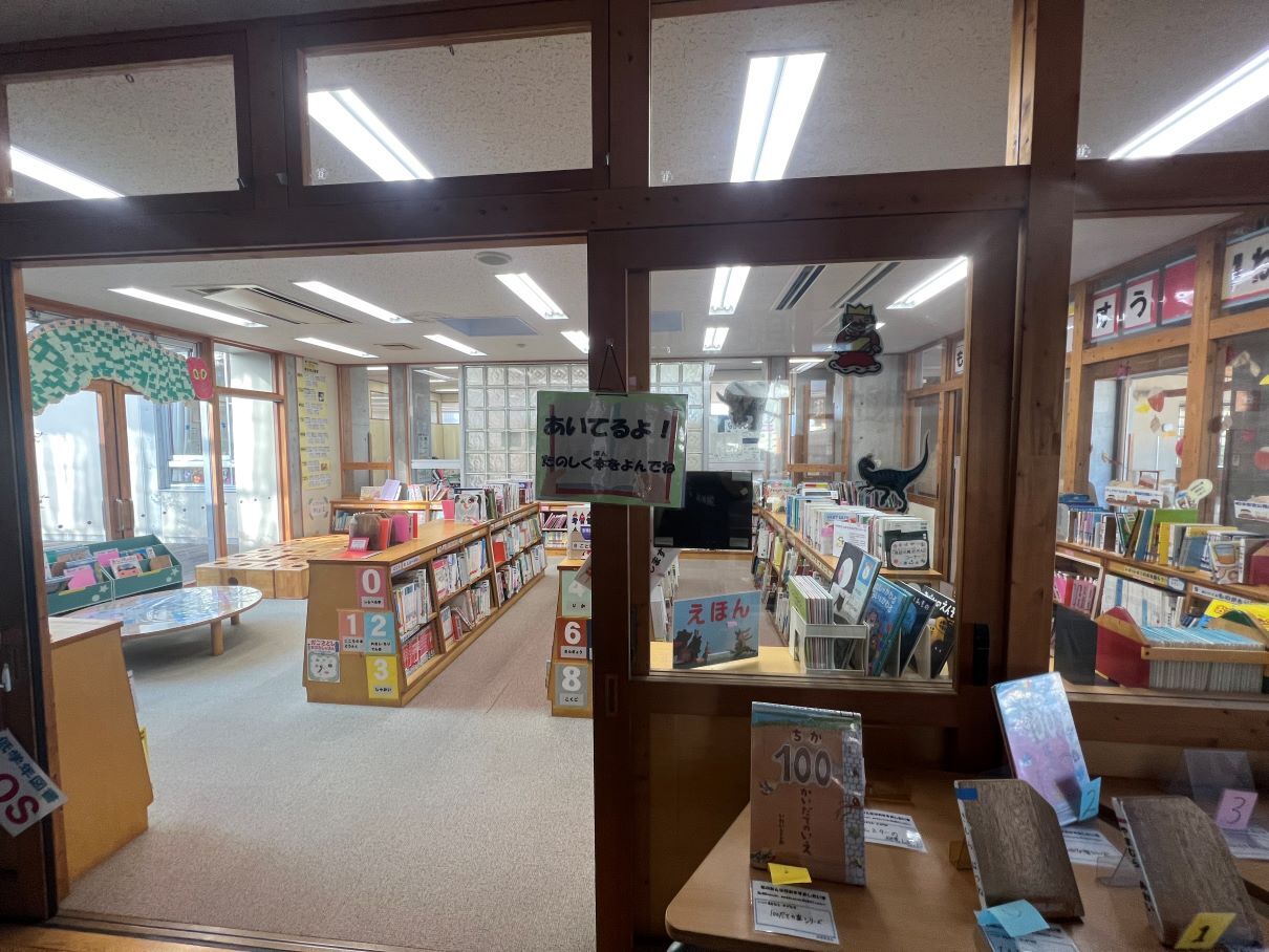 図書館の別室の写真