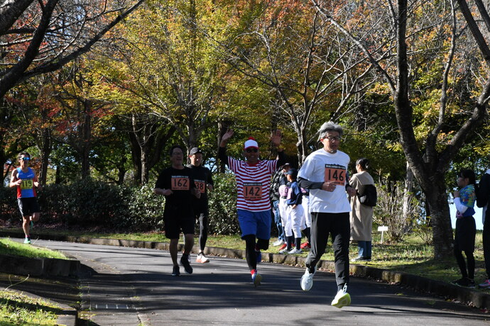 選手レース中写真