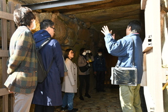 新博物館ワークショップ　古墳見学