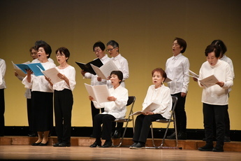 はなの木大学クラブ発表会　コーラスクラブ