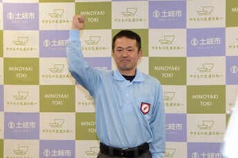 写真：高校選抜野球の審判