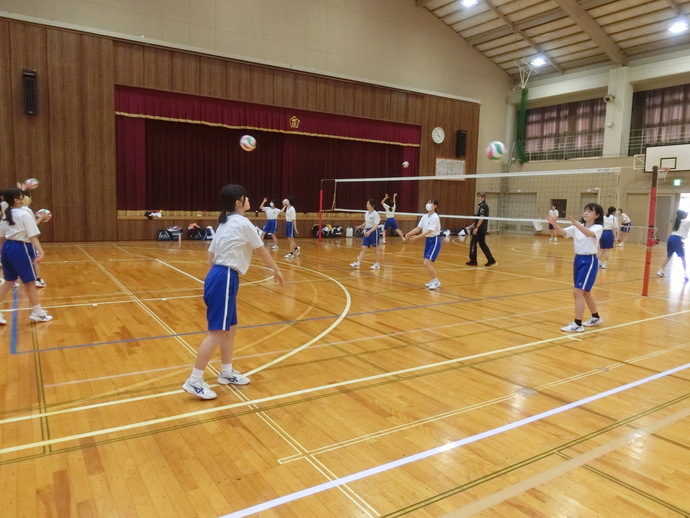 女子バレーボール部