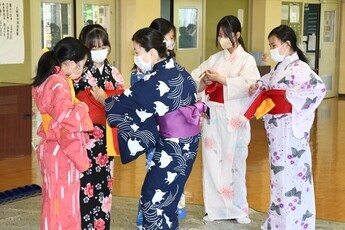 着付けの様子