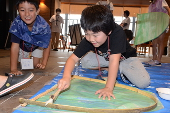 写真：あんどん作り