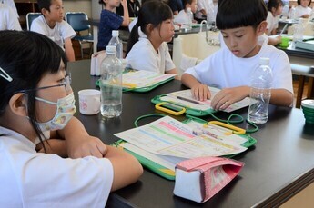 写真：防災時の歯磨き教室