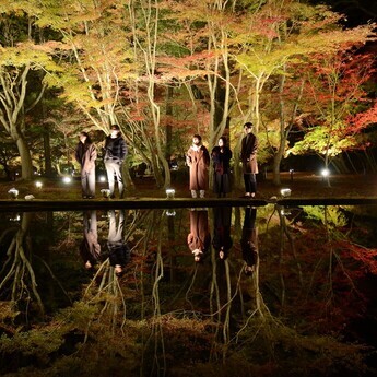 写真:曽木公園の逆さもみじ