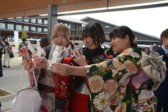 写真：20歳を祝う会