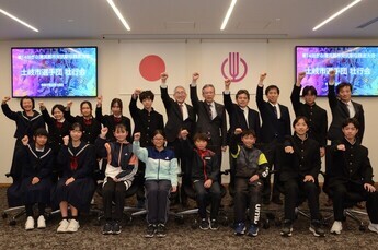 写真：選手団