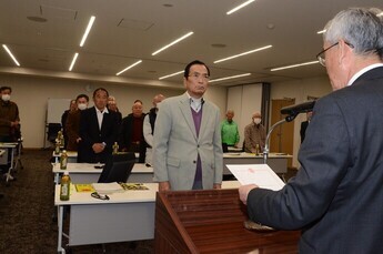 写真：不法投棄監視員