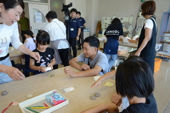 写真：美濃焼おかみ塾