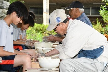 美濃焼茶わん作り