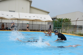 写真：水泳教室