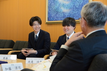 写真：二十歳を祝う会実行委員