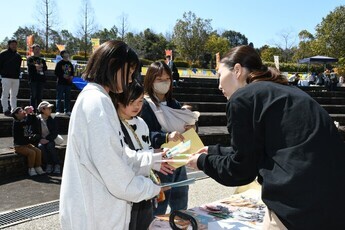 やってみようマルシェ